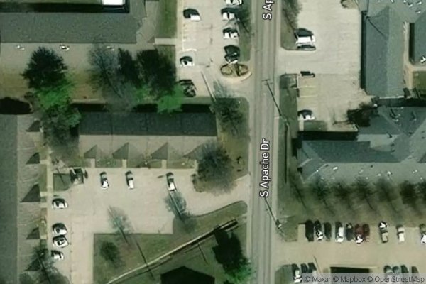 Photo of 911 S APACHE DR
