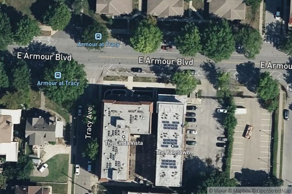 Photo of 1305 E ARMOUR BLVD
