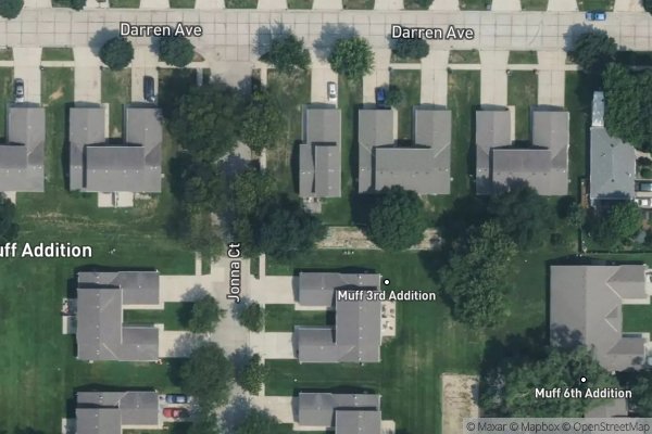Photo of JONNA COURT
