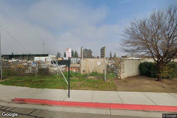 REEDLEY FAMILY APTS
