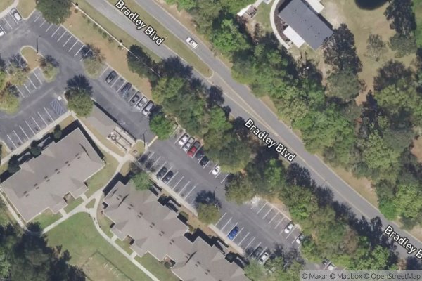 Photo of BRADLEY POINTE APARTMENTS