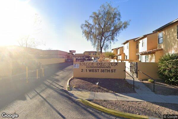 COLONIA LIBRE TOWNHOMES