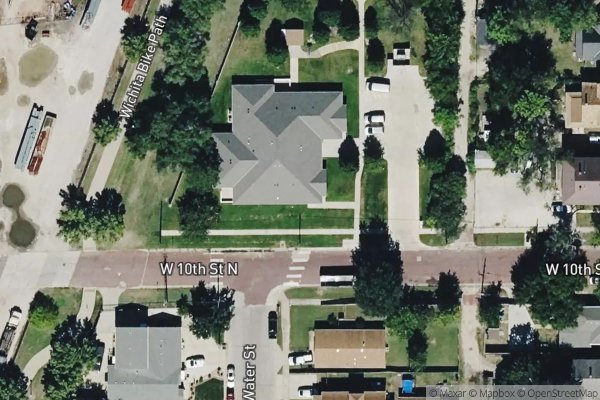 Photo of 10TH ST APTS