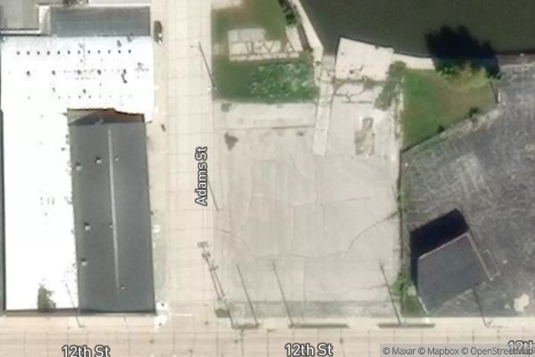 Photo of LAKESHORE PARK APTS