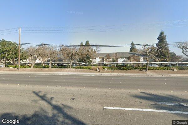 LIVE OAK APTS