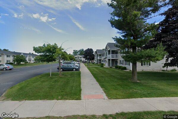 Photo of SPRINGTREE APTS