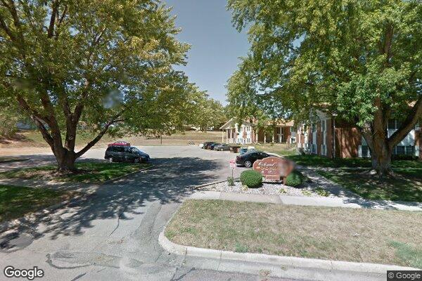 COLONIAL SQUARE APTS