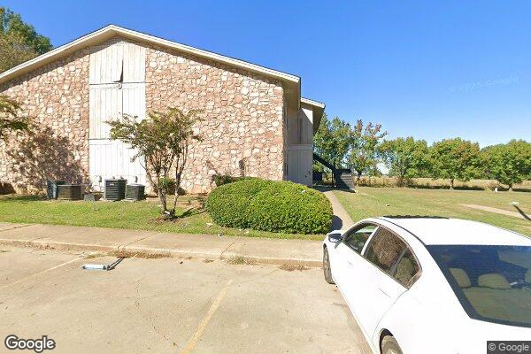Photo of CRESTVIEW APARTMENT