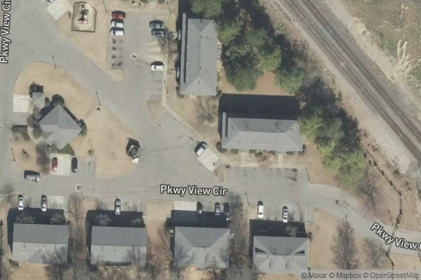 Photo of PARKWAY COMMONS