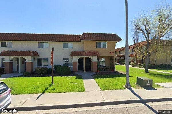 CARLTON VILLAS APARTMENTS