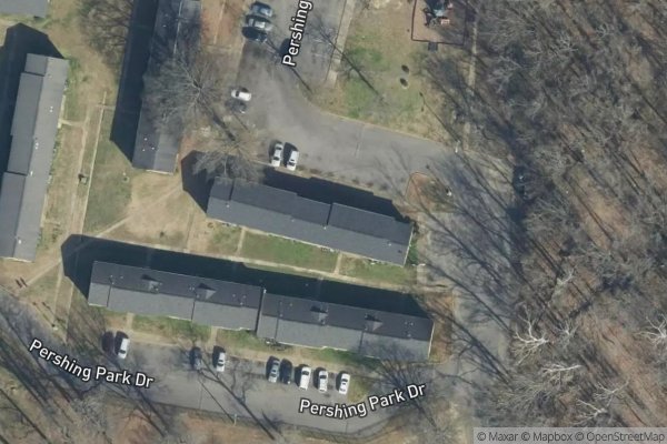 PERSHING PARK APTS