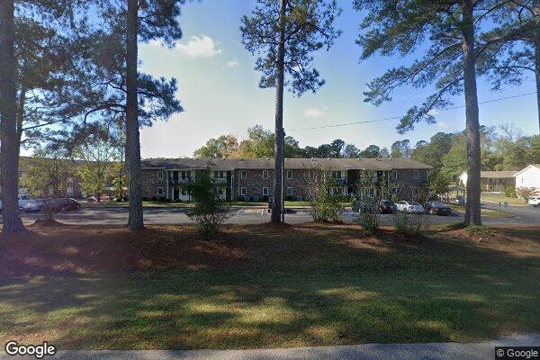 Photo of PEBBLE CREEK APTS