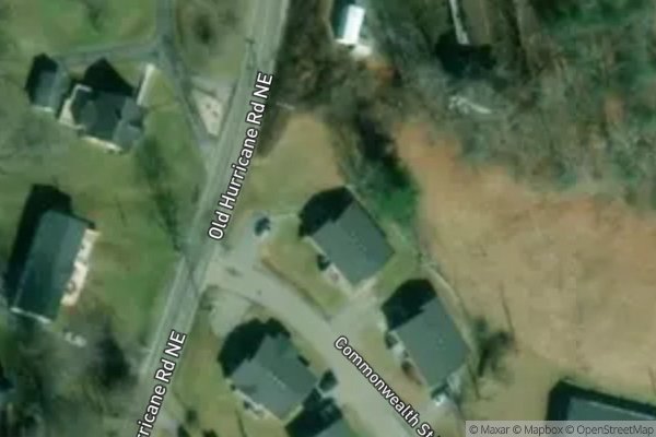 Photo of COMMONWEALTH APTS