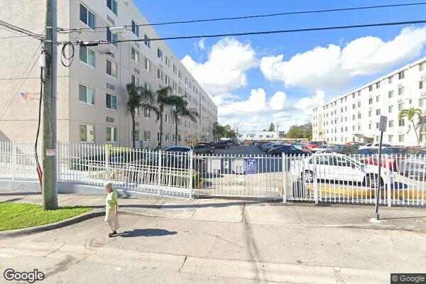 Photo of LAS PALMAS APARTMENTS