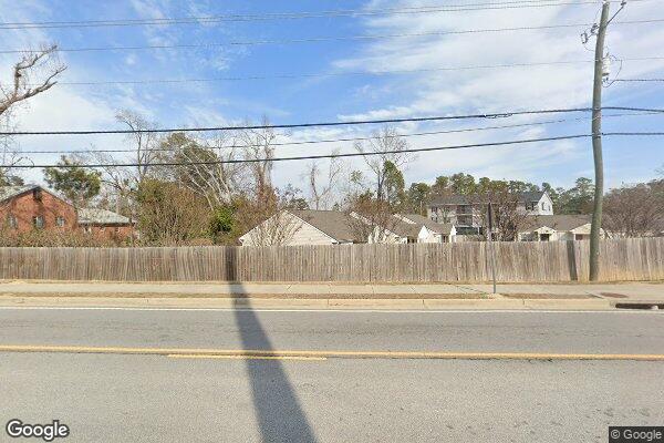 View of LYNNDALE WEST APARTMENTS