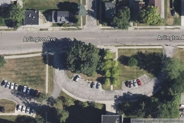 Photo of THE LAKEWOODS