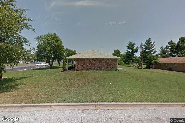 Photo of COLONIAL VILLAGE APARTMENTS
