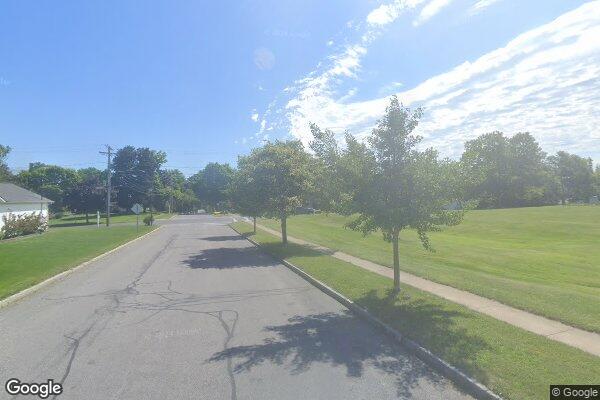 Photo of 7 CALMAN PL