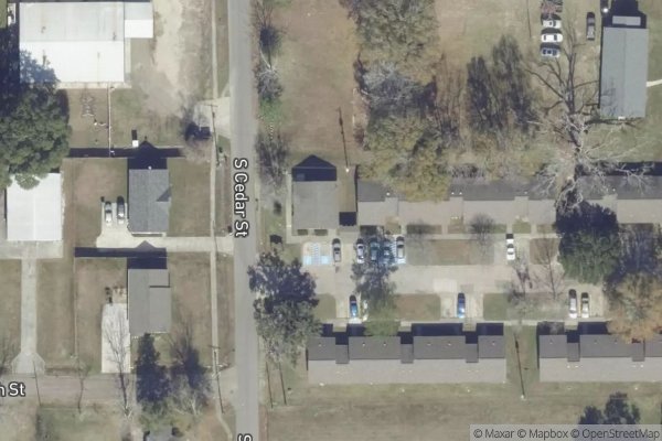 CEDAR RIDGE APTS