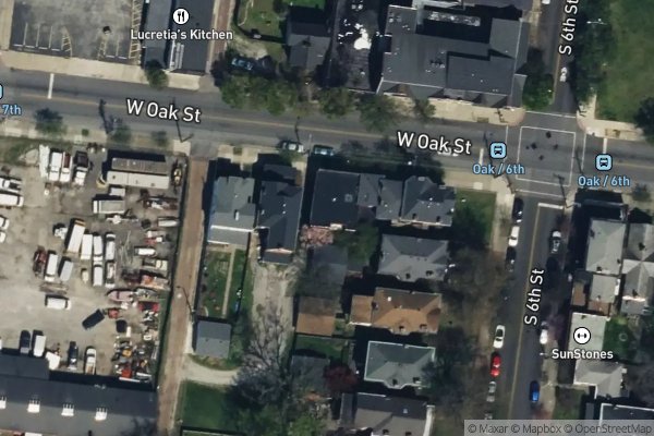 Photo of 610 W OAK ST