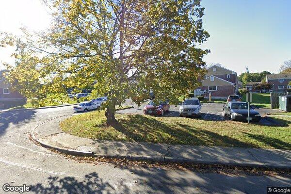 COUNTRY VILLAGE APTS