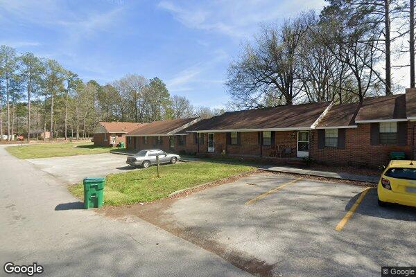 Photo of OAK STREET APARTMENTS