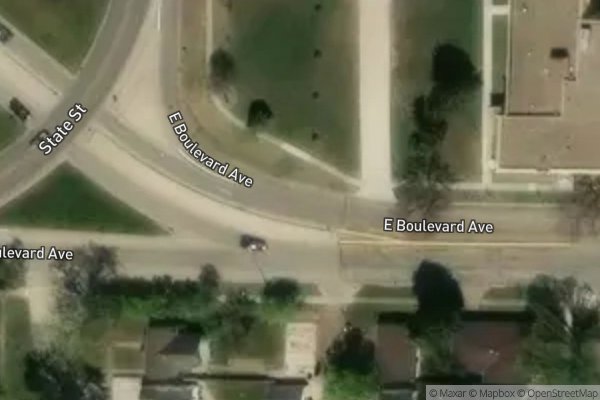 BOULEVARD APARTMENTS