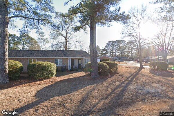 GRIFTON MANOR