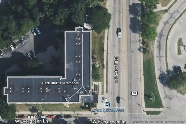 Photo of PARK BLUFF APTS