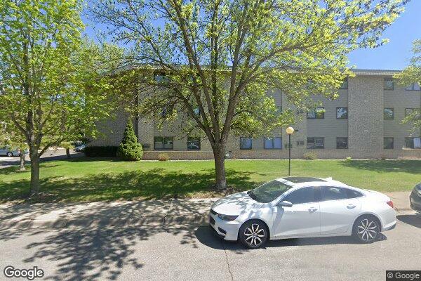 Photo of BROADWAY SQUARE APT