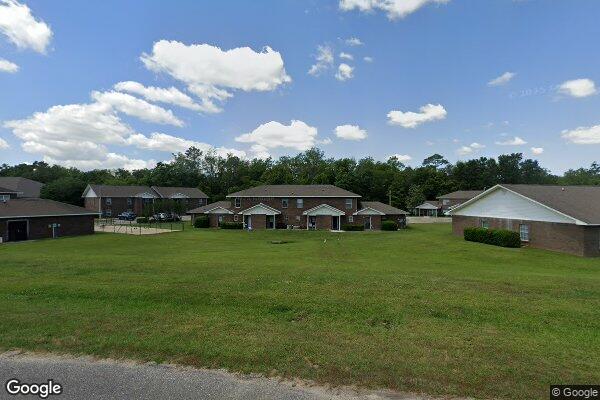 ROBERTSDALE VILLAGE APTS