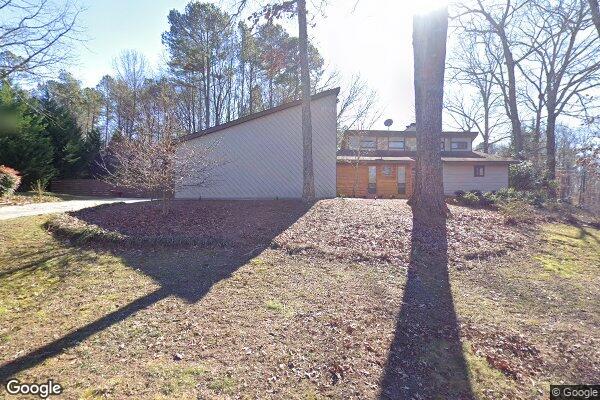 Photo of IVYWOOD PARK APARTMENTS