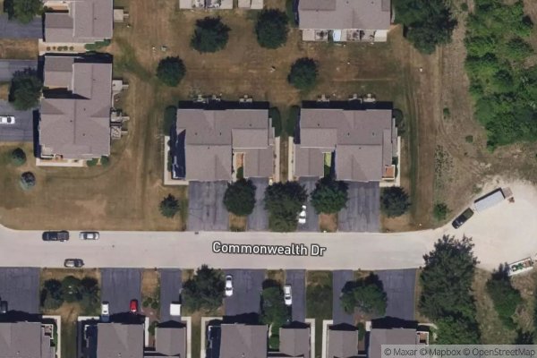 Photo of COMMONWEALTH APARTMENTS