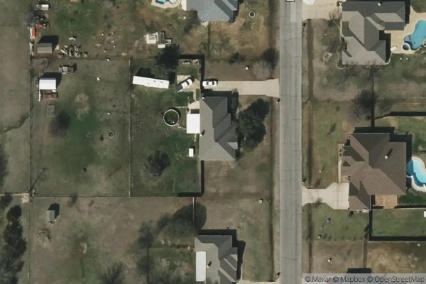 Photo of AVONDALE APTS