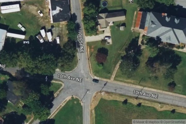 Photo of HIGHLAND SCHOOL APTS