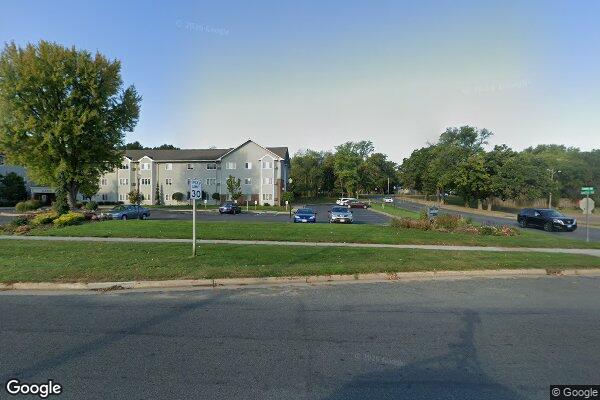 Photo of LONDON SQUARE APTS