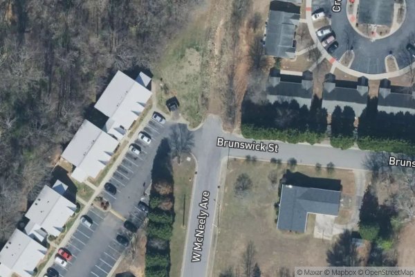 Photo of PARKVIEW APTS