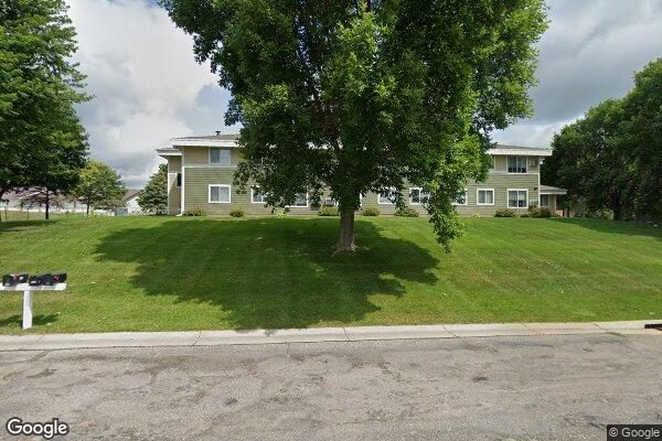 Photo of SCHOOL SQUARE APTS