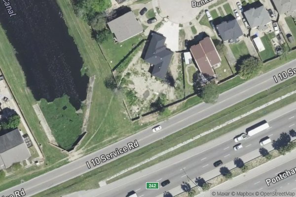 Photo of WALNUT SQUARE APARTMENTS