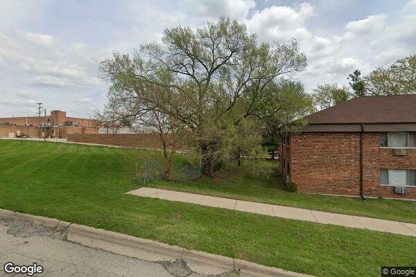 RIVER'S EDGE APTS