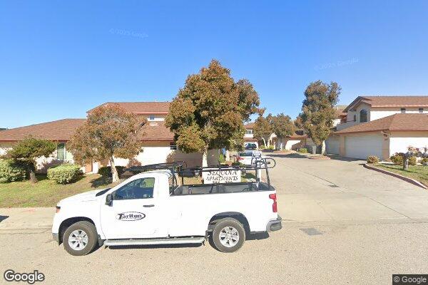 Photo of SEQUOIA STREET APTS