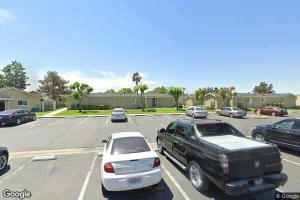 View of VINTAGE WEST APTS