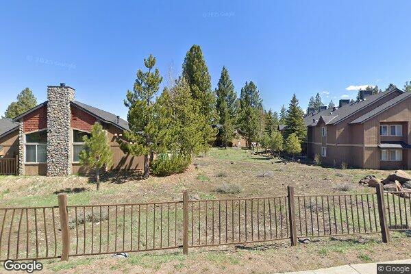 TRUCKEE PINES