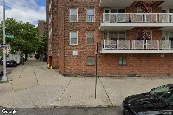 Photo of MOSHOLU GRAND