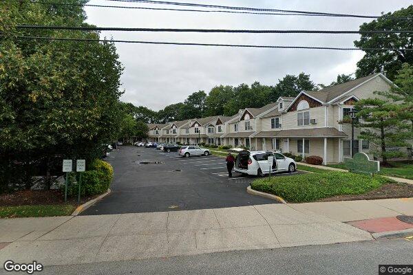 Photo of WOODBRIDGE AT FARMINGDALE