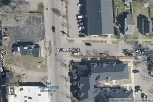 Photo of THE AVENUE APTS