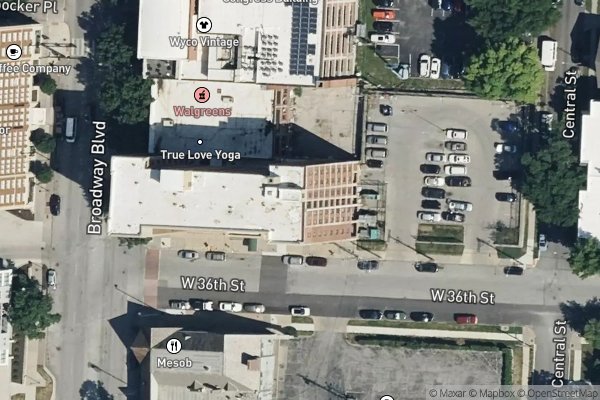 Photo of HYDE PARK APTS