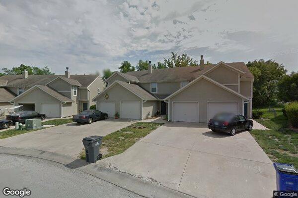 BLACKBOB COURT TOWNHOMES III