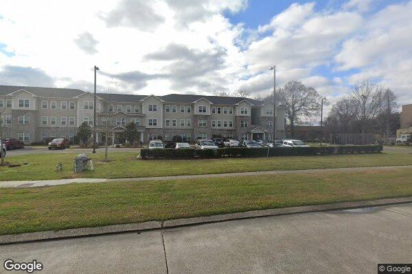 Photo of OAK PARK PLAZA
