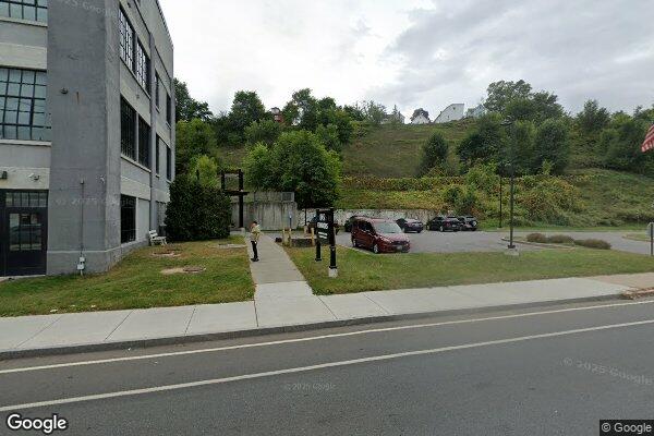 845 BROADWAY APTS